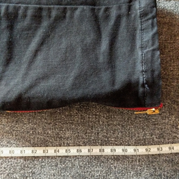 Etienne Marcel Signature Skinny With Red Zipper Details - Picture 15 of 15